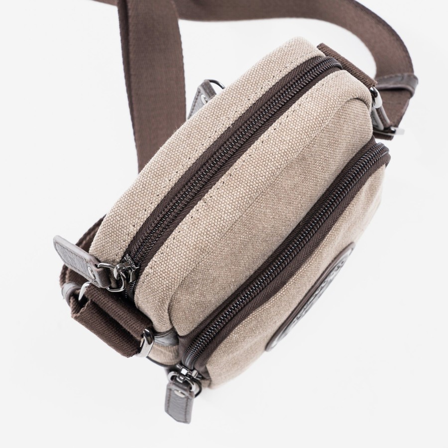 Bolso pequeño para hombre, color marrón, Colección rustic – Matties Bags